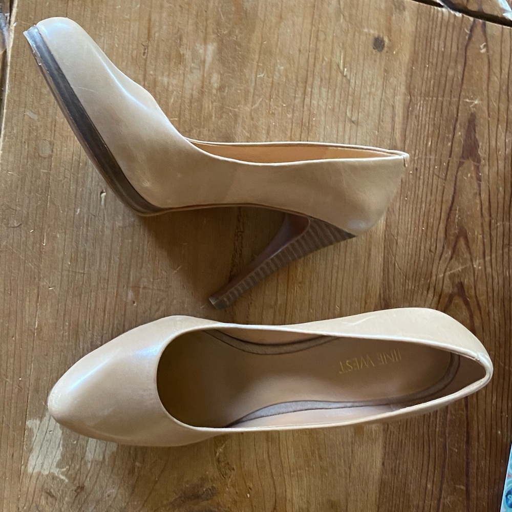 Nine West tan heels